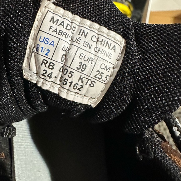 Reebok Low Cut, Ladies size 8.5 - Picture 4 of 6